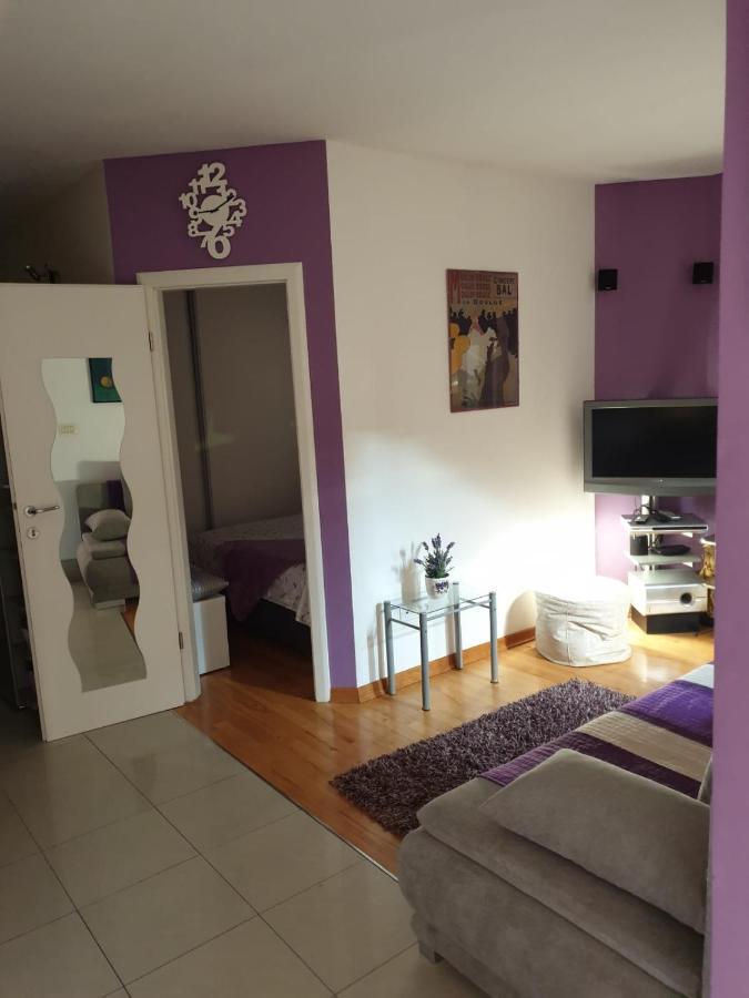 Apartments And Rooms Villa Lina Сплит Екстериор снимка